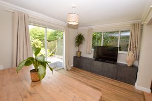 Dining Room- click for photo gallery